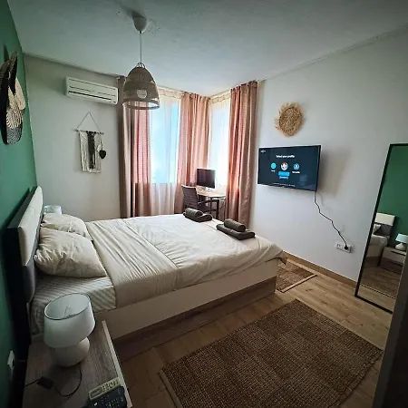 Velekasunrise Apartmán