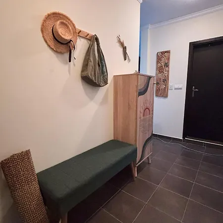 Velekasunrise Apartment