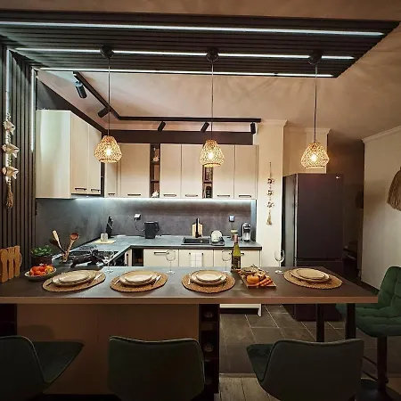 Velekasunrise Apartment Sinemoretz