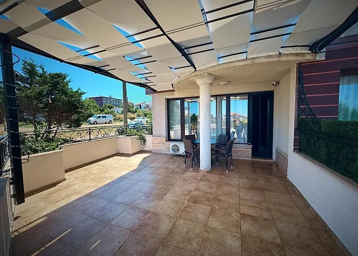 Velekasunrise Appartement